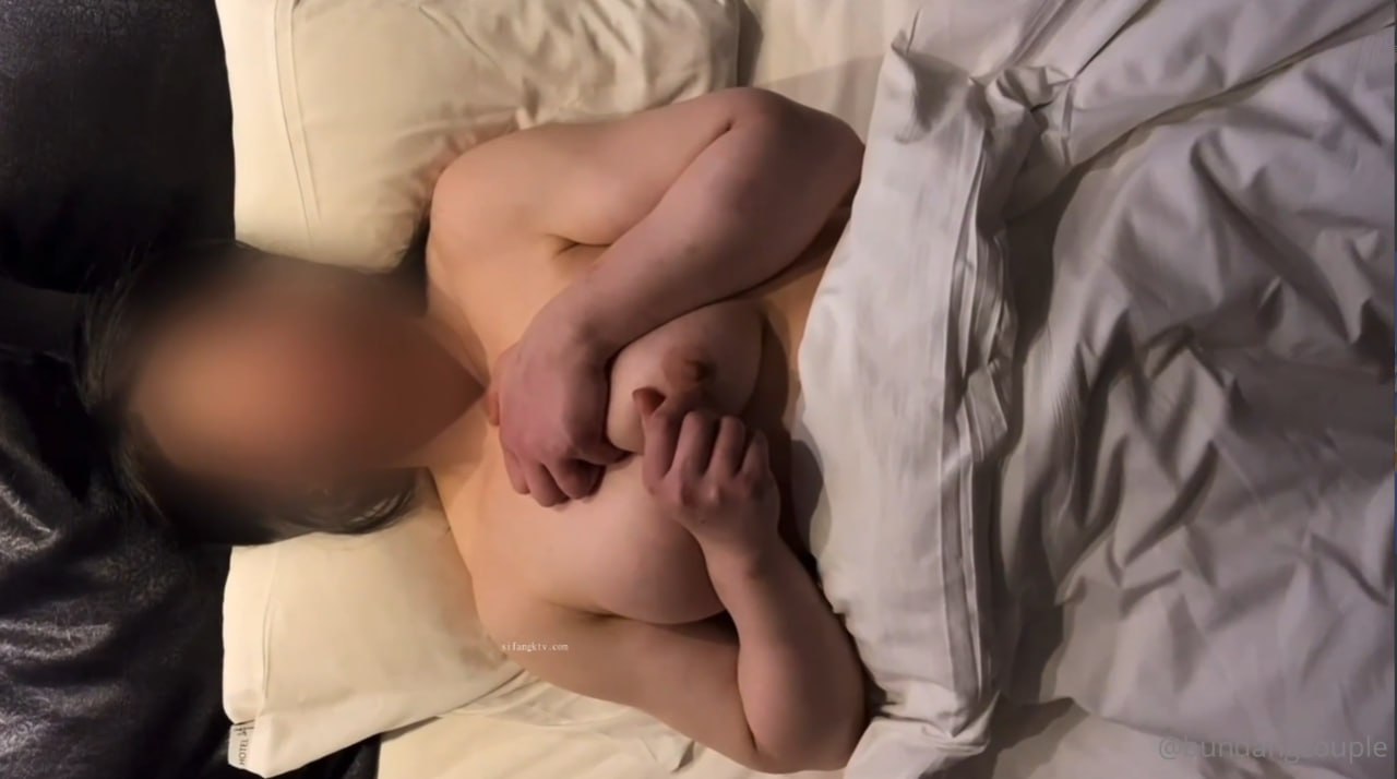 MKMP-498-C 交互に中出し 旦那たちが出張のたった2泊3日の短期禁欲、隣人妻たちの欲求不満マ●コに均等射